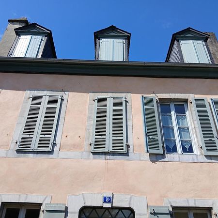 Charmant Appartement Au Centre De バニエール・ド・ビゴール エクステリア 写真