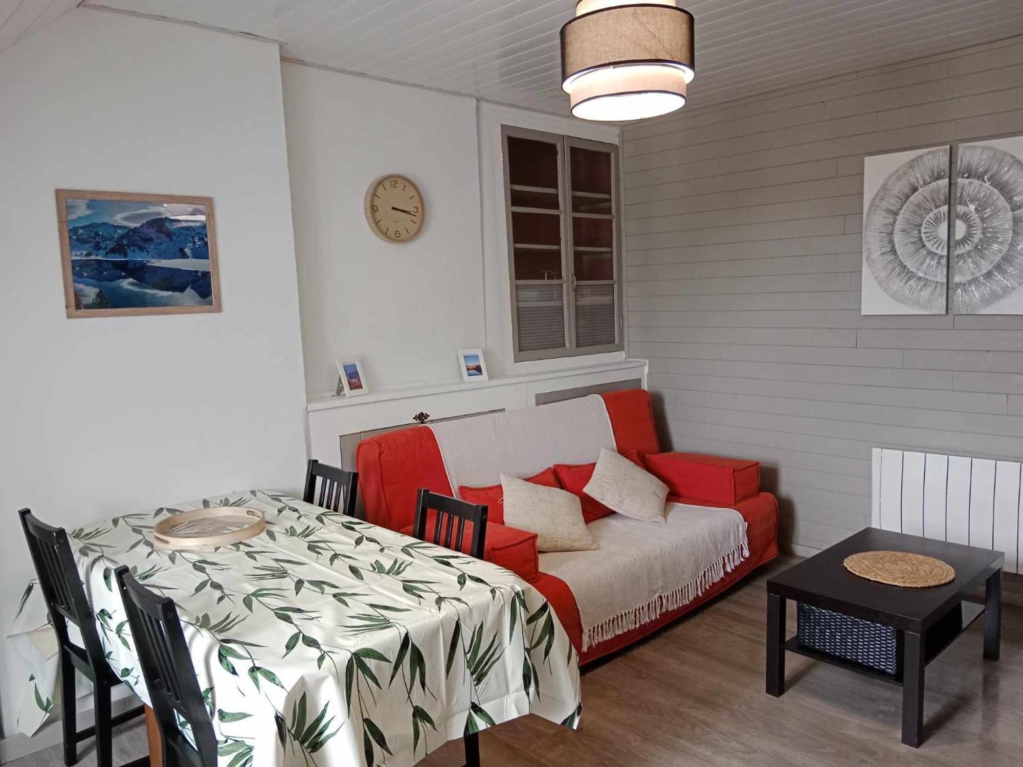 Charmant Appartement Au Centre De バニエール・ド・ビゴール エクステリア 写真